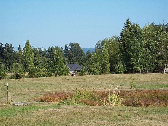 4th image of 5238 Zander Dr