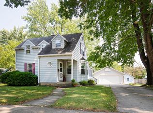 208 Shirley St, Fort Atkinson, WI 53538