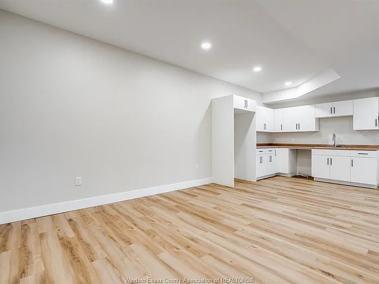 21293 Harbour Rd #2 — Photo 10