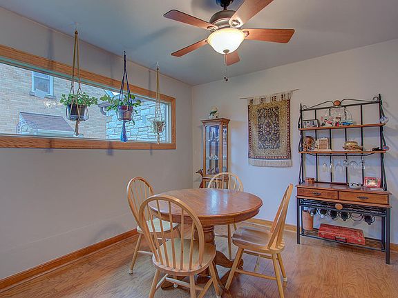 4th image of 7706 W Hayes Ave