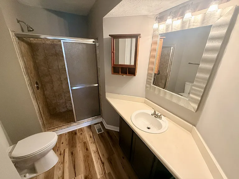 715 Prestige Blvd — Photo 19