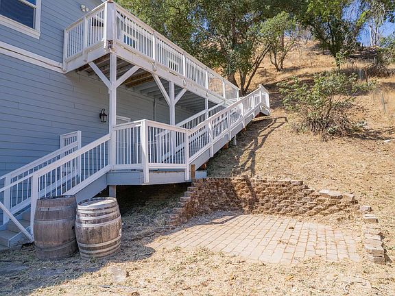 4th image of 1077 Arroyo Grande Drive
