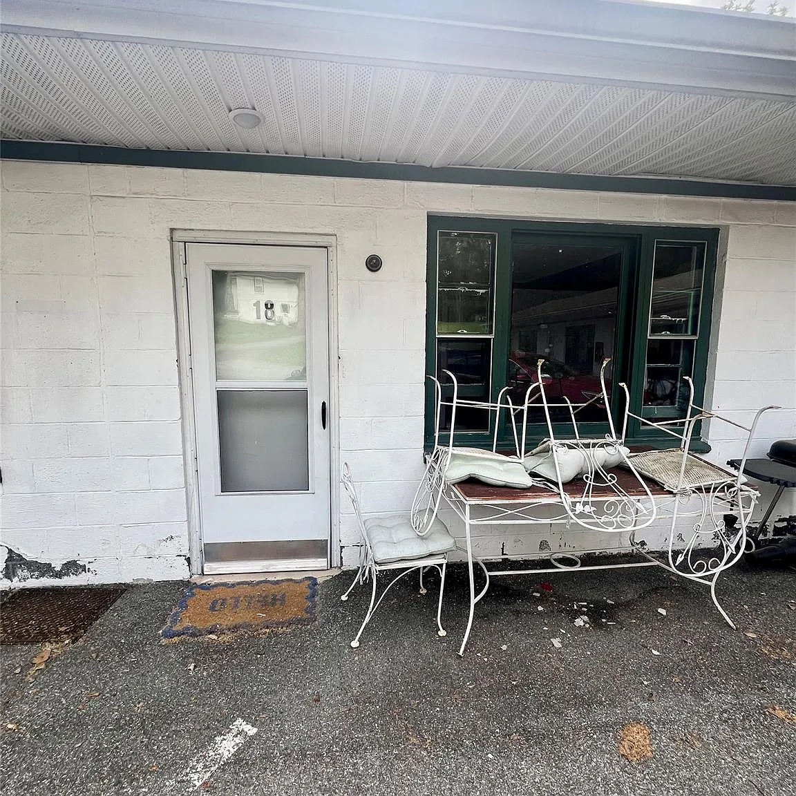 Studio, 1.0 bath, 400 sqft, $1,200 — Photo 1