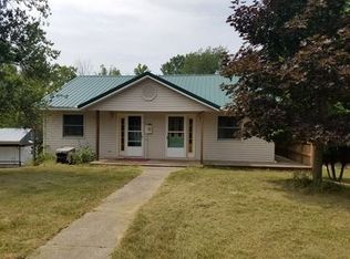 7513 S River Bend Rd, Branch, MI 49402