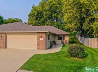 877 Southfork Rd, Blair, NE 68008