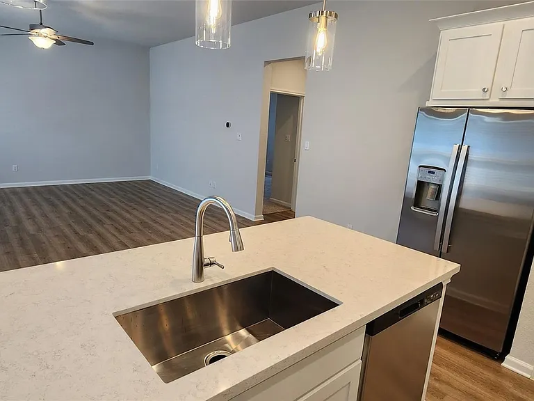 460 Los Olives Ln — Photo 8