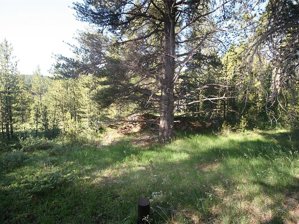 1st image of 137 Meadows Dr