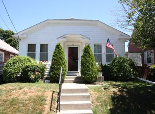 5 Green Ln, Newport, RI 02840