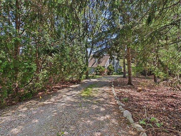 4th image of 621 Locustfield Rd