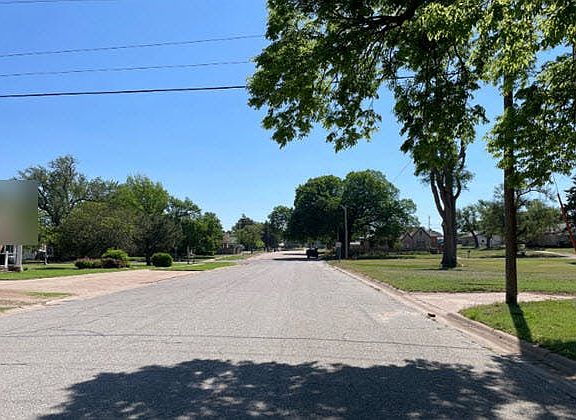 5th image of 105 W Central Ave