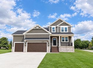 N101W16938 Tanglewood DRIVE, Germantown, WI 53022