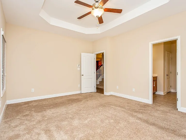 674 Stonebriar Ave — Photo 14