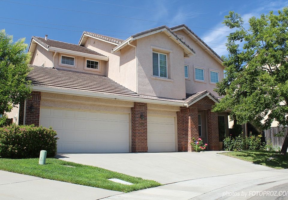 1st image of 2977 Bergamo Way