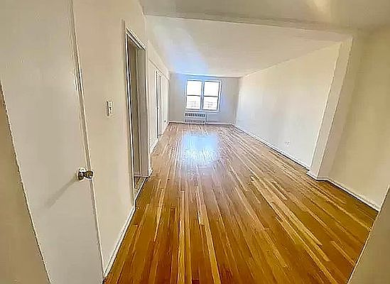 4th image of 16201 Highland Ave #4H