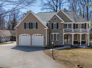 264 Forest Rd, Wolfeboro, NH 03894