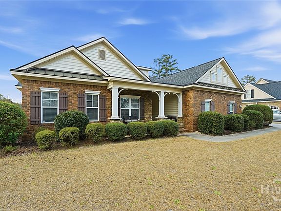 4th image of 101 Oaklawn Drive