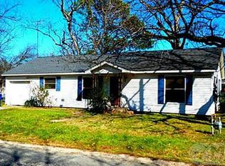 217 S Prairie St, Pilot Point, TX 76258