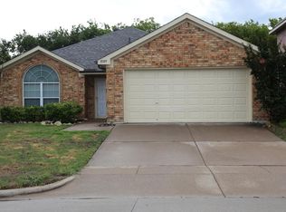 8309 French Quarter Ln, Fort Worth, TX 76123