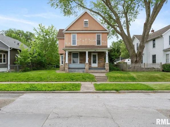 607 W 17th St, Davenport, IA 52803