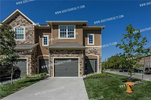 15852 Valley View Dr Photo 1