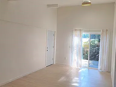 2 bed, 995 sqft, $1,995 — Photo 2