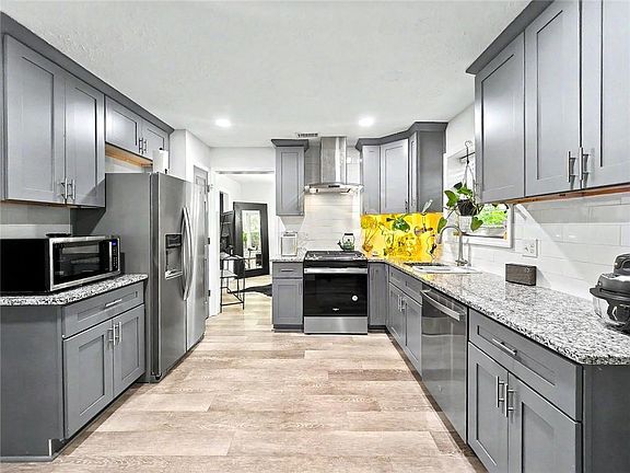 4th image of 5601 Tunbridge Wells Rd
