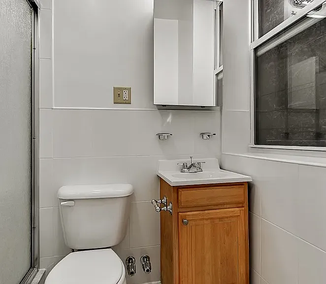 67 Clifton Pl #2R — Photo 6