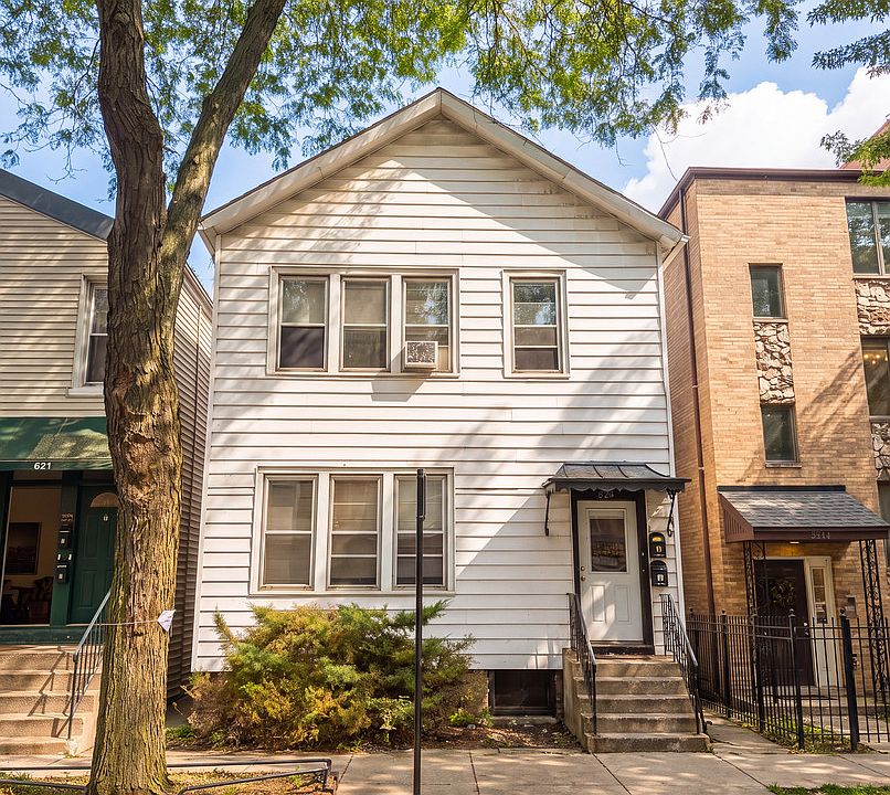 1st image of 823 S Carpenter St