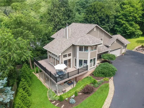 509 Sharon Rd, Coraopolis, PA 15108