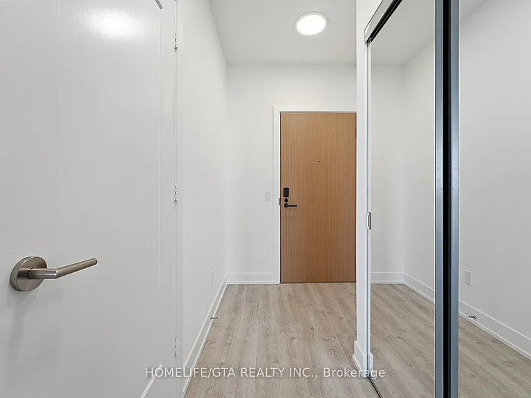 25 Cordova Ave #1004 — Photo 5