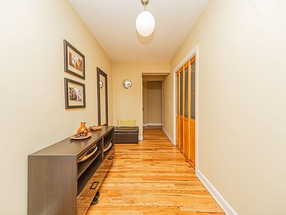 5th image of 2741 E 28th St APT 6D
