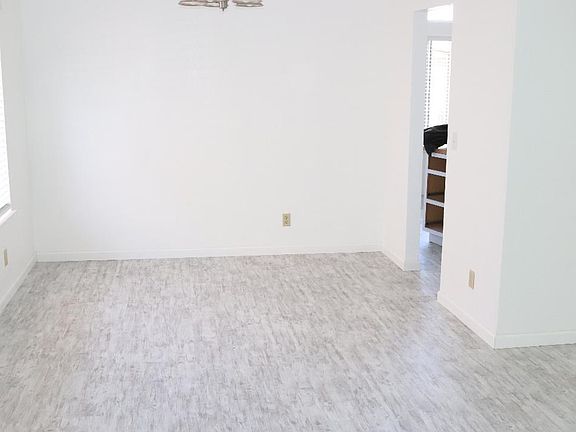 4th image of 4059 La Tarriga Way