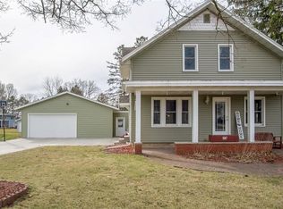 507 N Jackson St, Mondovi, WI 54755