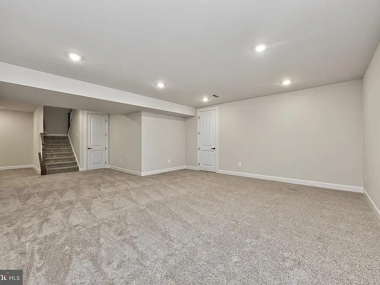 1422 Gilray Dr — Photo 31