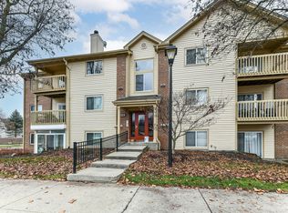 1055 Timber Creek Dr UNIT 10, Carmel, IN 46032