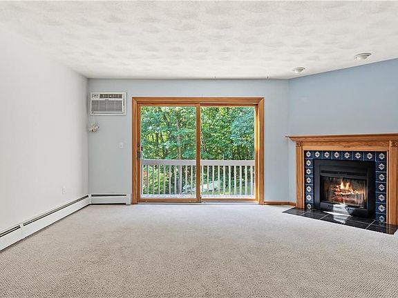 5th image of 7 Wake Robin Rd Unit 1604