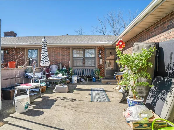 1620 Harvard Ave, Independence, MO 64052