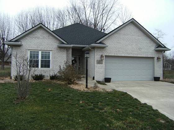 1st image of 321 Ventnor Ct