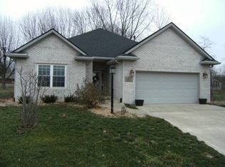 321 Ventnor Ct, Indianapolis, IN 46217