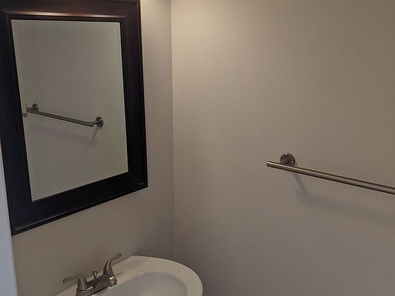 5th image of 250 S Estes Dr APT 20