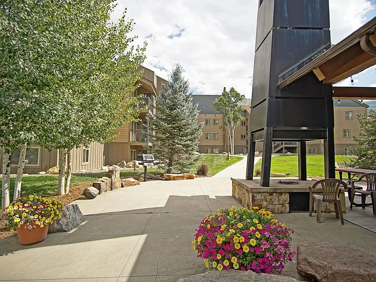 2875 Village Dr #ID1564271P — Photo 49