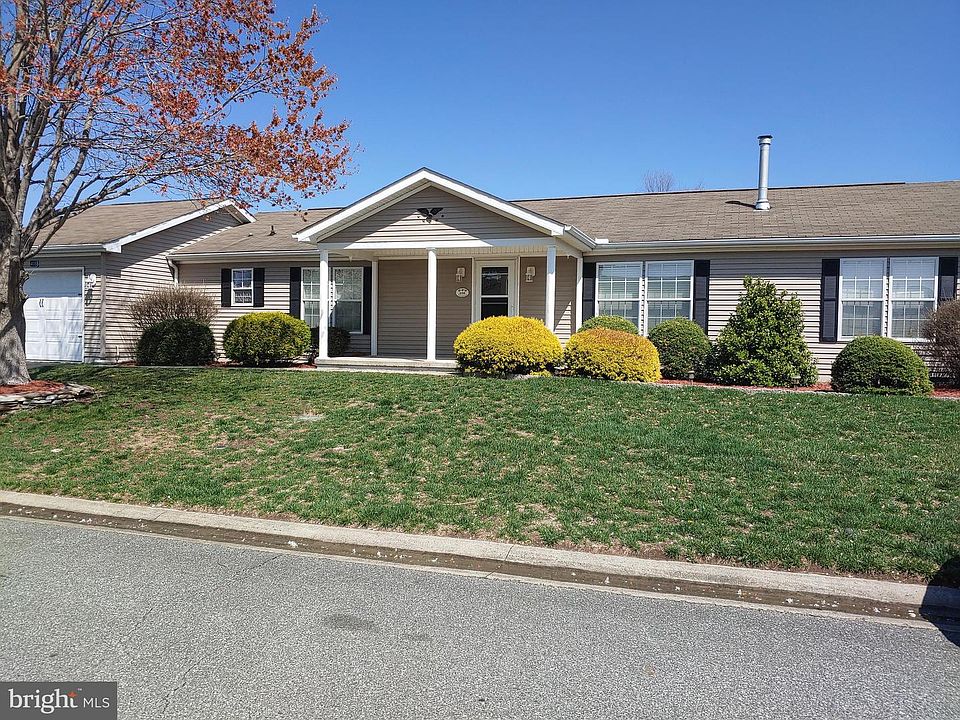 1st image of 408 Moore Pl #408