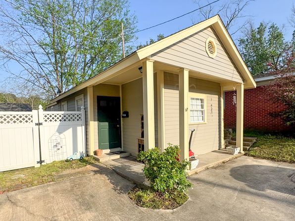 142 Commerce St, West Point, MS 39773