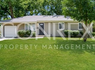8429 England St, Overland Park, KS 66212