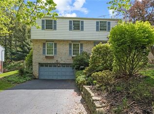 1266 Delfield Dr, Bethel Park, PA 15102