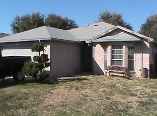 4041 Periwinkle Dr, Fort Worth, TX 76137