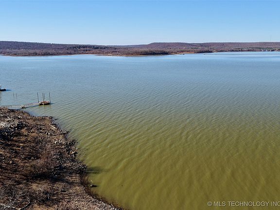 4th image of 36 W Hilltop Rd