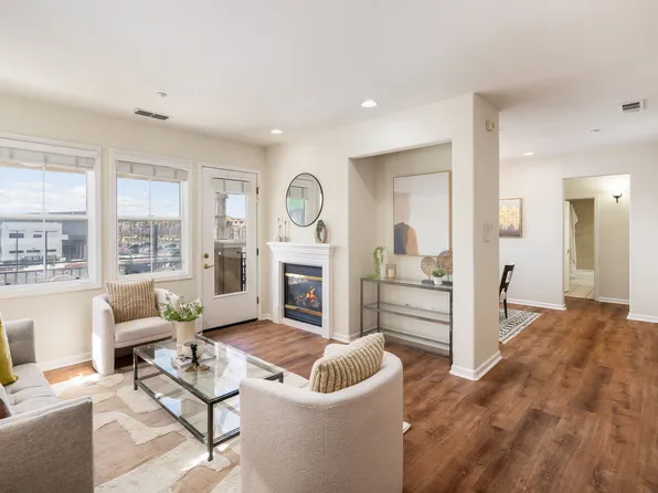 4422 Fitzwilliam St, Dublin, CA 94568