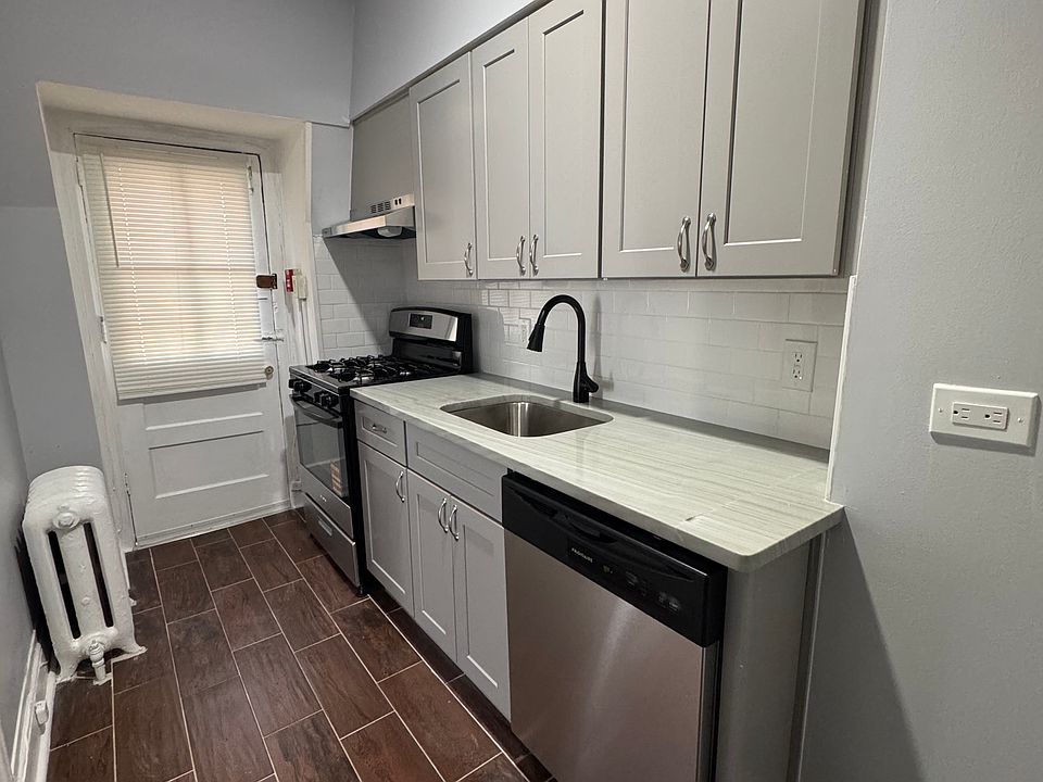 1st image of 907 S 49th St Floor 3