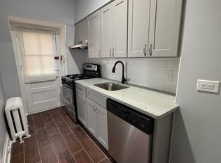907 S 49th St FLOOR 3, Philadelphia, PA 19143